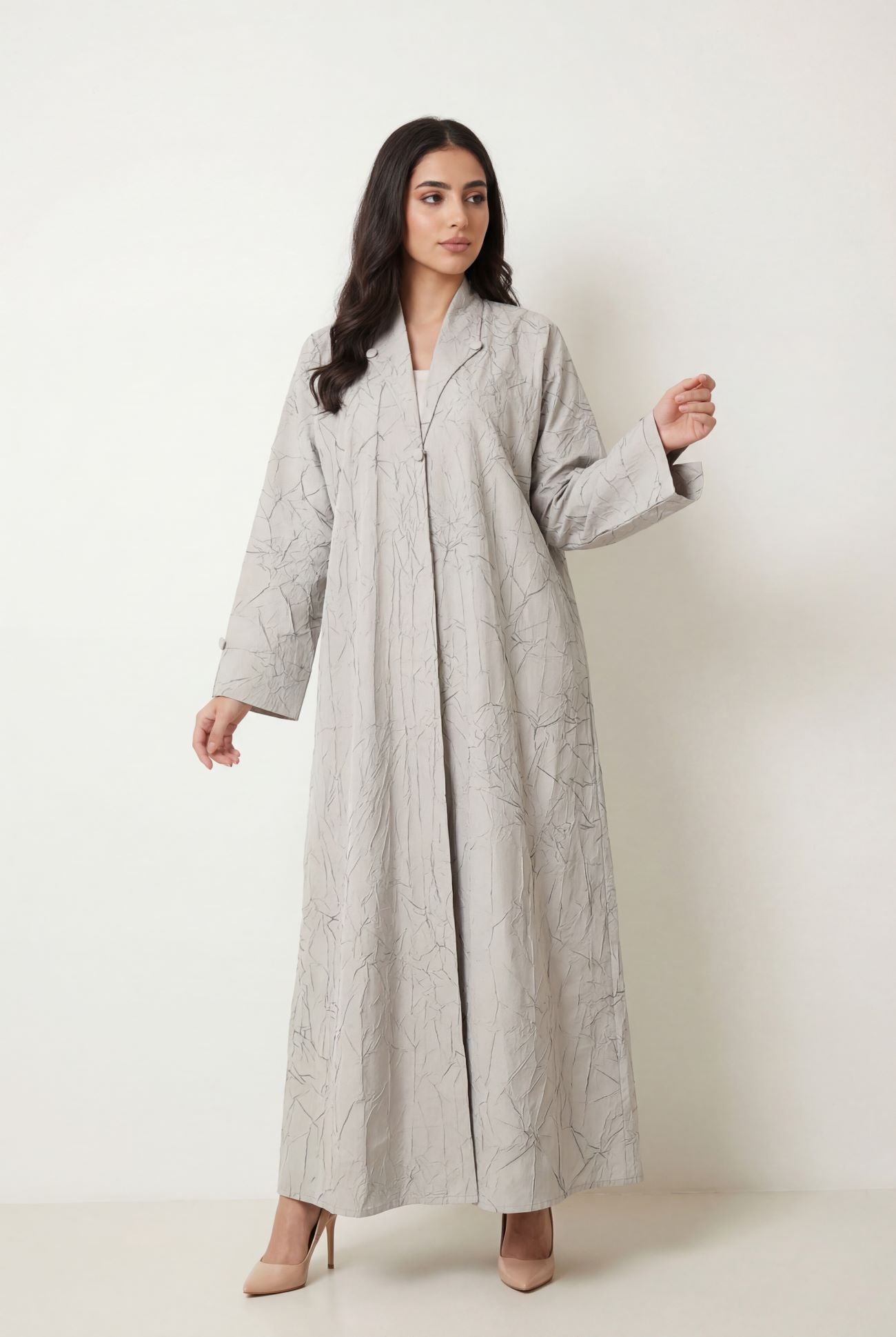 Silver Dunes Abaya